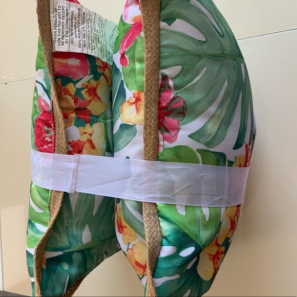 NWT- HOUSEFUL 2 PIECE SET PILLOW - Picture 6 of 11